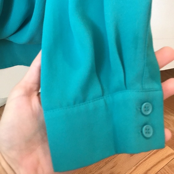 Teal blouse - Picture 3 of 5
